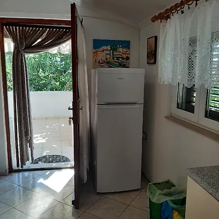 Apartman Ljubica Apartment *