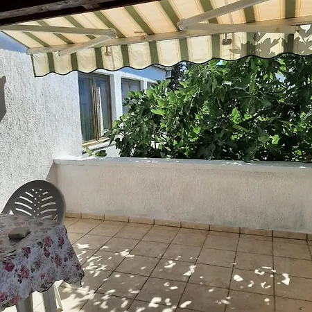 Apartment Apartman Ljubica